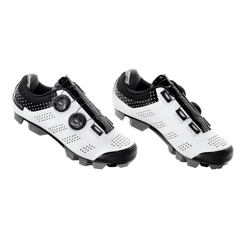 FORCE MTB Points adidași pentru femei alb-negru lichidare