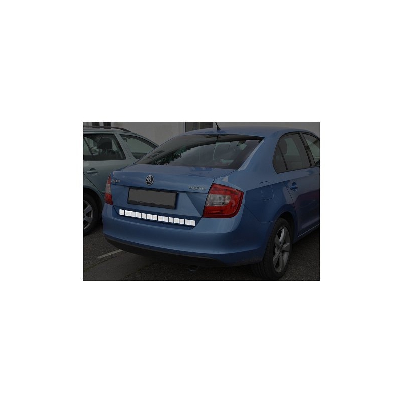 Bandă autoadezivă reflectorizantă divizată 1m x 5cm alb