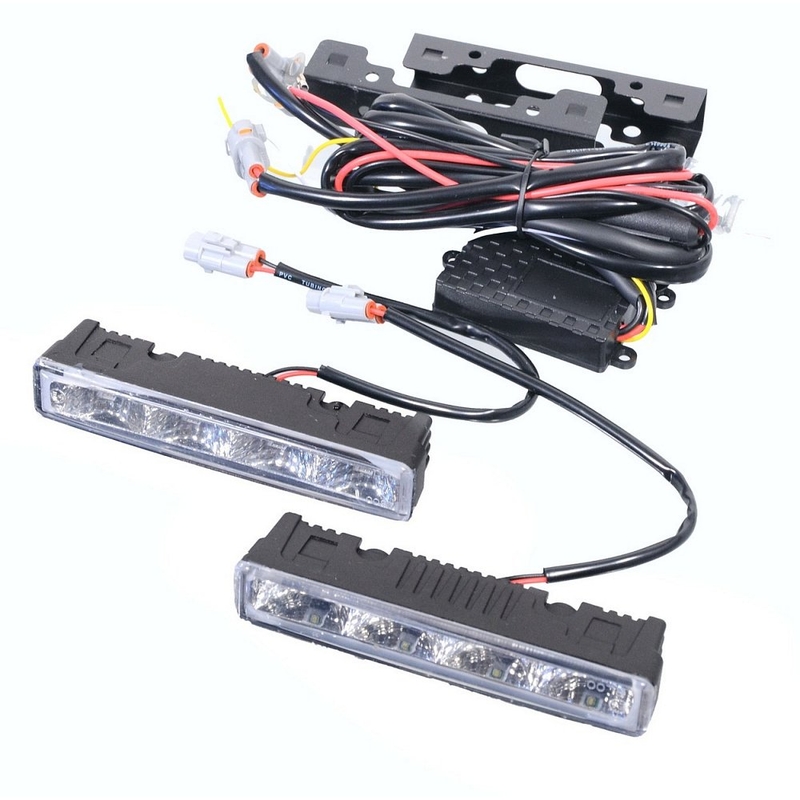 Lumini de funcționare pe timp de zi 4 HIGH POWER LED 12V/24V lichidare