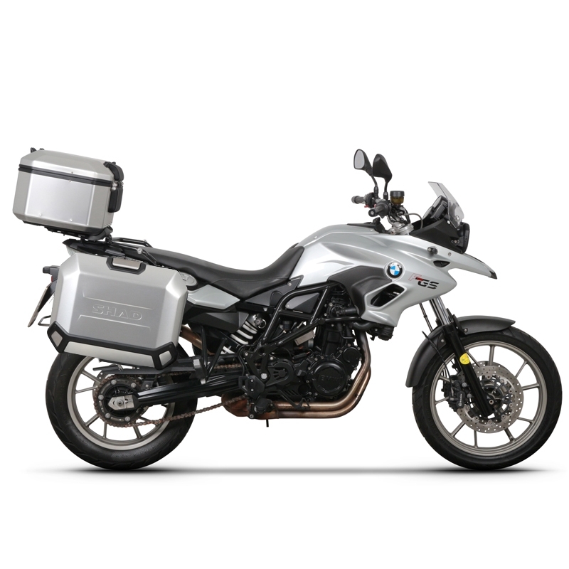 Set complet de cutii de aluminiu SHAD TERRA, 37L cutie centrala si 36L / 47L cutii laterale, incluzand set de montaj si placa SHAD BMW F 650 GS/ F 700 GS/ F 800 GS