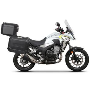 Set complet de cutii de aluminiu SHAD TERRA NEGRU, 37L cutie centrala si 47L / 47L cutii laterale, incluzand kit montaj si placa SHAD HONDA CB 500 X