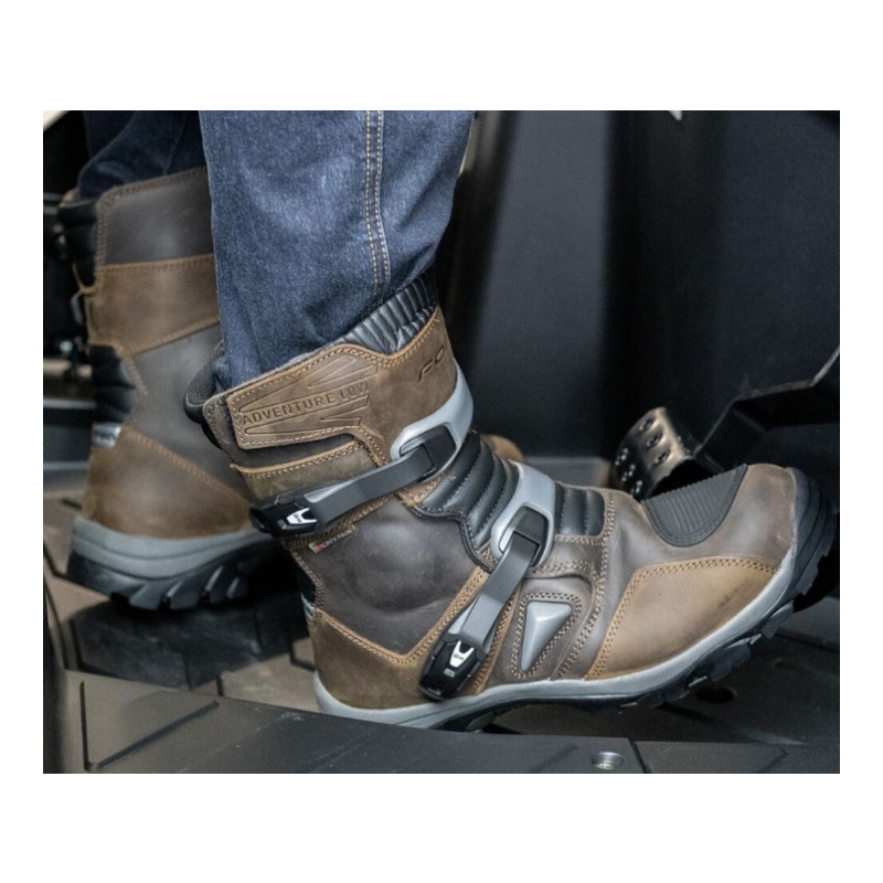 Pantofi Moto Forma Adventure Low WP maro