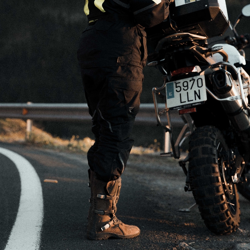 Pantaloni de motocicletă Rebelhorn Hardy II negru lichidare
