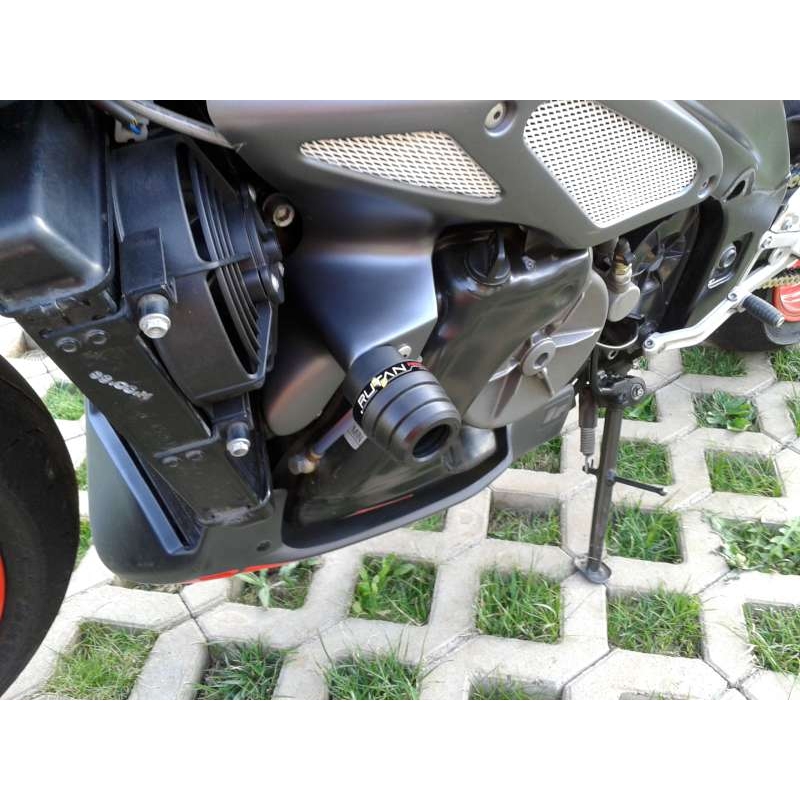 Aprilia TUONO 1000 (02-05) Clasic