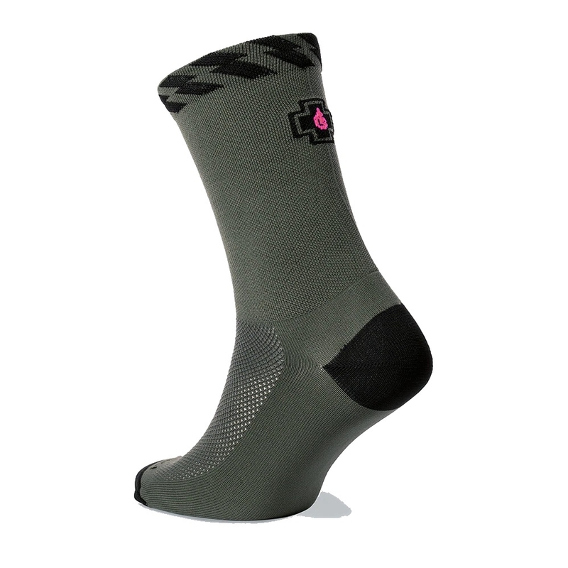 Technical Socks MUC-OFF Verde (9-11)