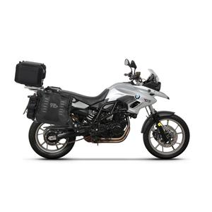 Set complet de genti laterale adventure SHAD TERRA TR40 si topcase din aluminiu SHAD TERRA BLACK 48L, incluzand kitul de montaj SHAD BMW F 650 GS / F 700 GS/ F 800 GS (2008 - 2018)