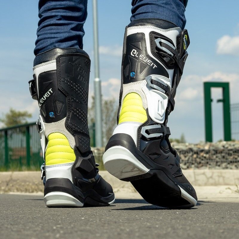 Eleveit X-Tarmac cizme de motocicletă negru-galben-fluo lichidare