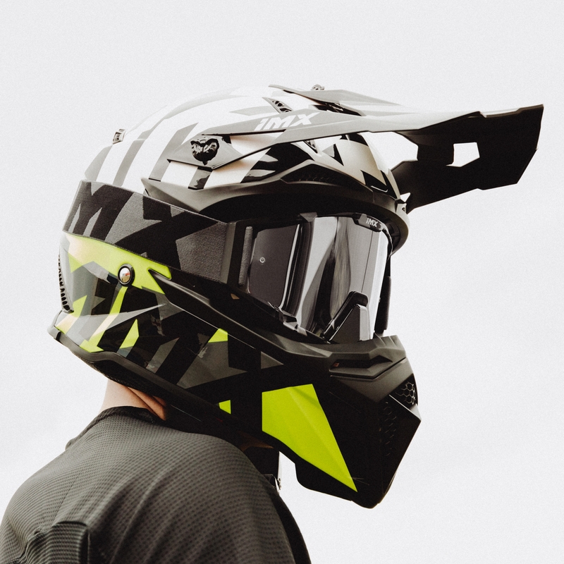 Cască de motocros iMX FMX-02 negru-alb-alb-fluo-galben