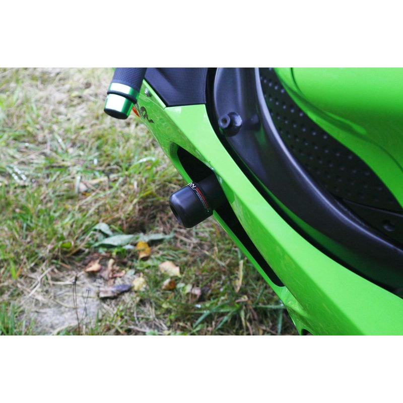 Kawasaki ZX-6R (05-06) cu modificarea carcasei Classic