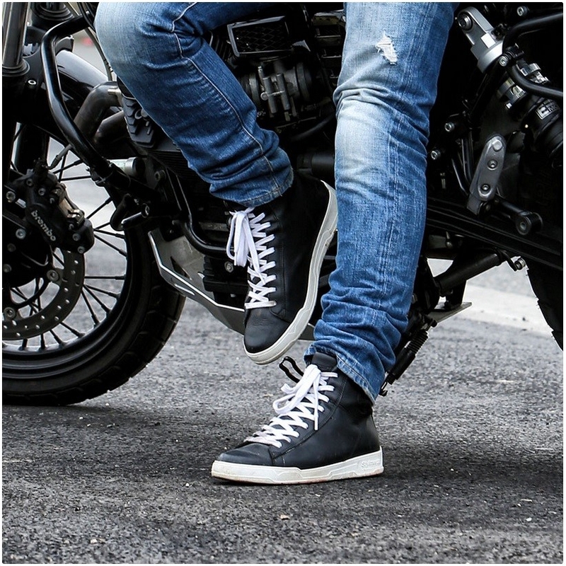 Stylmartin Core cizme de motociclist alb-negru și alb