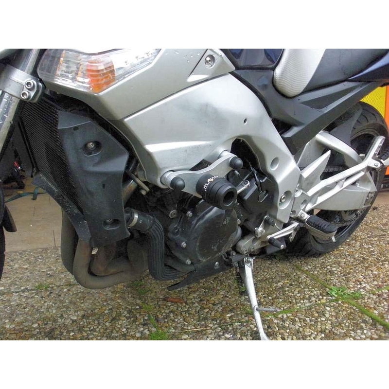 Suzuki GSR 600 set două puncte Gatling