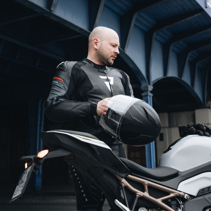 Rebelhorn Veloce Negru-Fluo Red Jacheta de motocicletă din piele de culoare negru-fluo roșu
