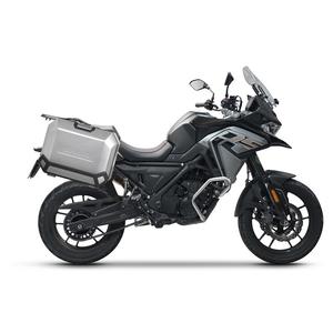 Set complet de 36L / 36L cutii laterale de aluminium SHAD TERRA, incluzand kit montaj SHAD Voge 650DS / 650DSX