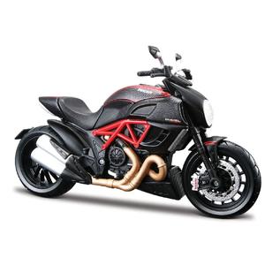 Model de Maisto Ducati Diavel Carbon 1:12