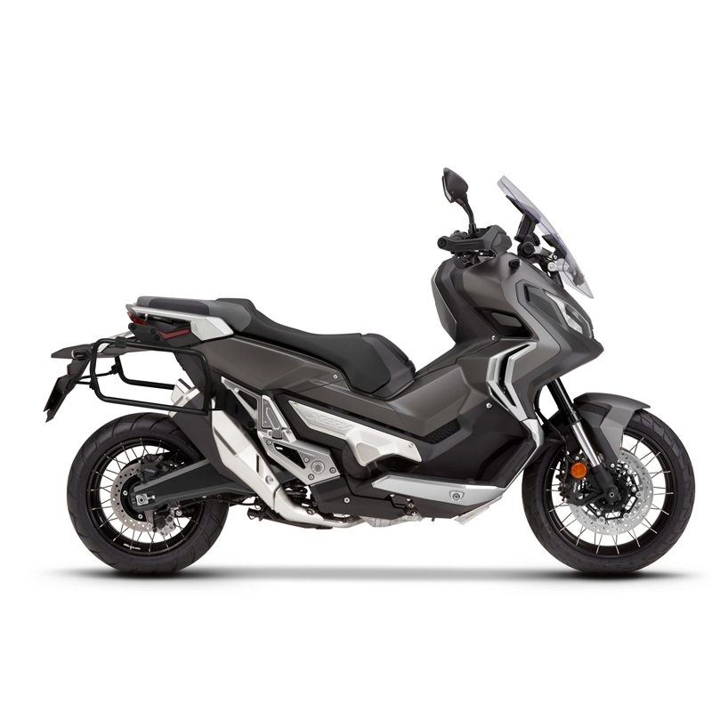 Set complet de 36L / 36L cutii laterale de aluminium SHAD TERRA, incluzand kit montaj SHAD HONDA X-ADV 750