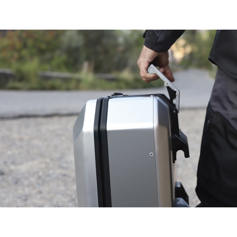 Set complet de 36L / 36L cutii laterale de aluminium SHAD TERRA, incluzand kit montaj SHAD HONDA X-ADV 750