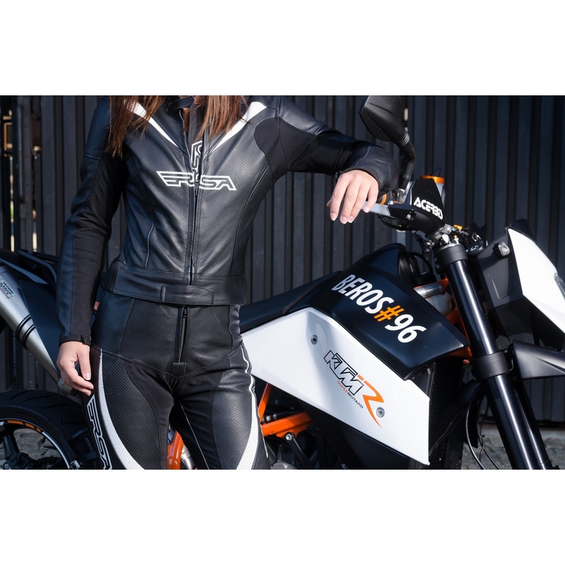 RSA Destiny 2 Negru și alb pentru femei RSA Destiny 2 Negru și alb pantaloni de motociclete výprodej lichidare