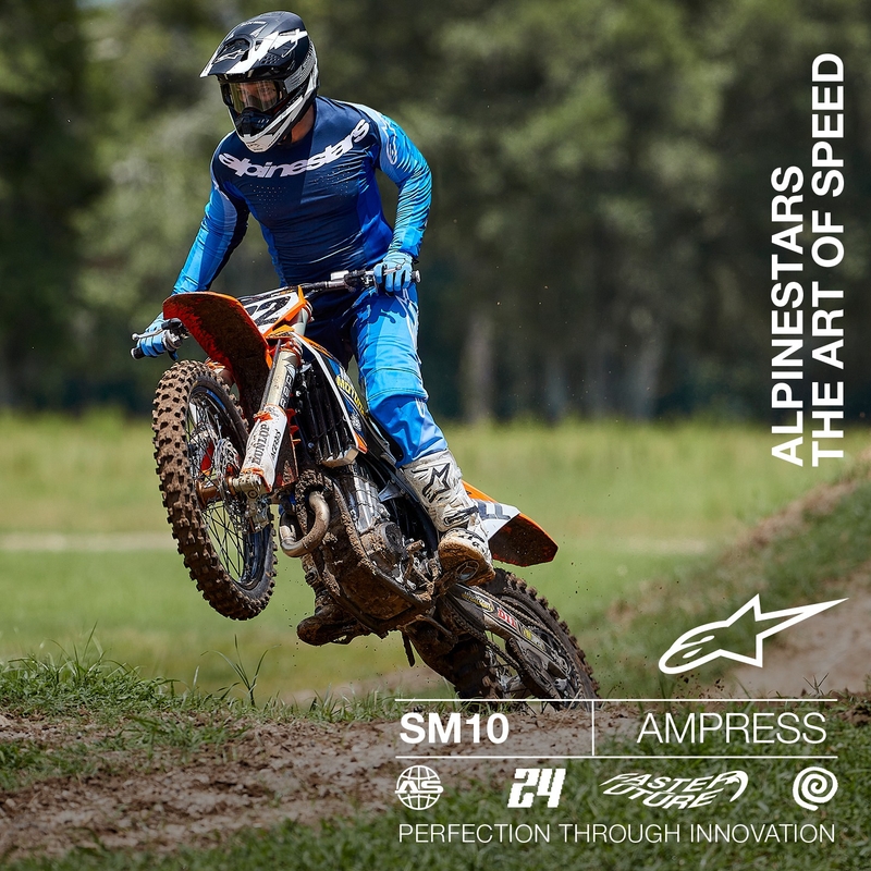 Casca de motocross Alpinestars Supertech S-M10 Ampress alb-negru mat