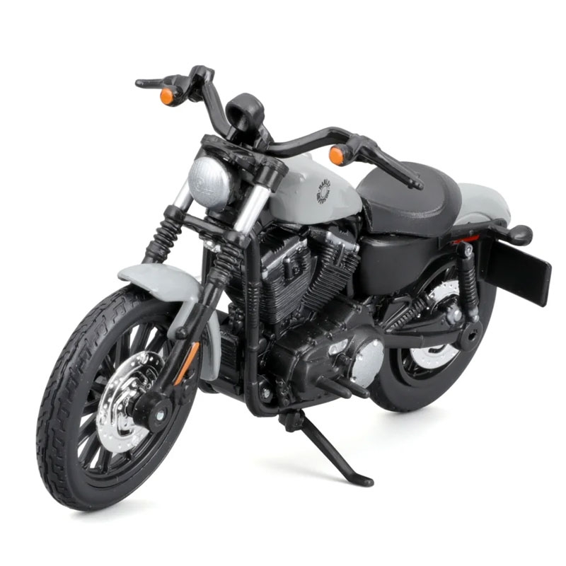 Model de motocicletă Maisto Harley Davidson 2022 Sportster® Iron 883™ 1:18