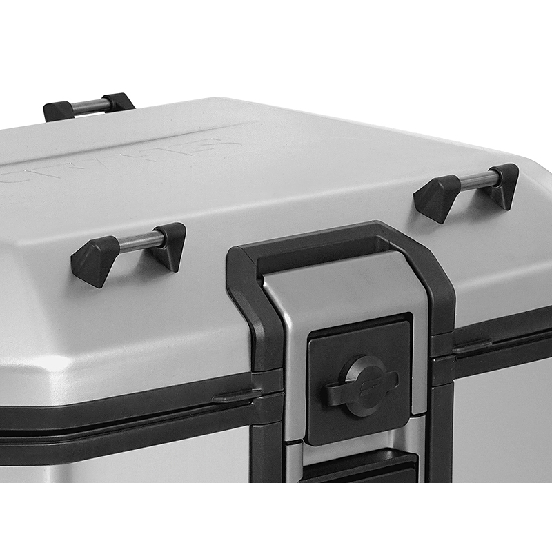 Set complet de genti laterale adventure SHAD TERRA TR40 si topcase din aluminiu SHAD TERRA 55L, incluzand kitul de montaj SHAD Harley Davidson Pan America 1250