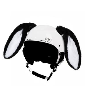 Urechi de cască de iepure negru