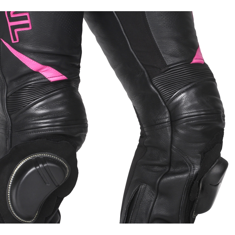Pantaloni Tschul 536 negru și roz pentru femei výprodej lichidare