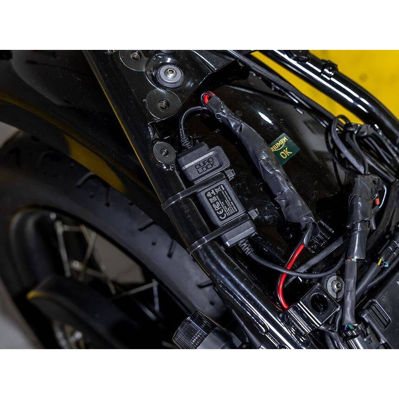 Adaptor inteligent Quad Lock® Waterproof 12V la USB pentru încărcare