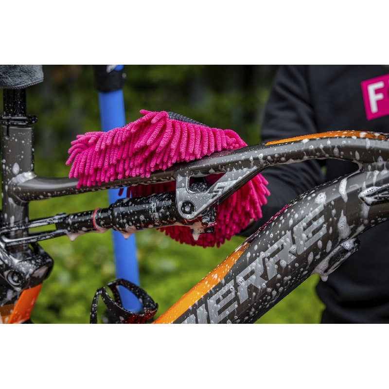 2in1 Chenille microfibre wash mitt MUC-OFF