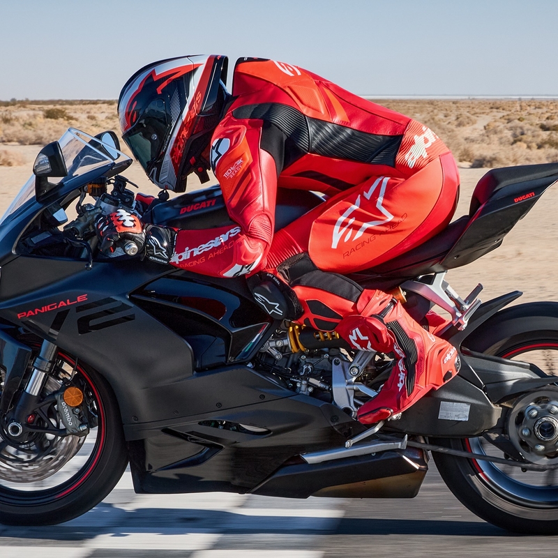 Costum motocicletă Alpinestars GP Plus V4 Sprint dintr-o bucată din piele, compatibil Tech-air, roșu fluo-roșu-alb-negru