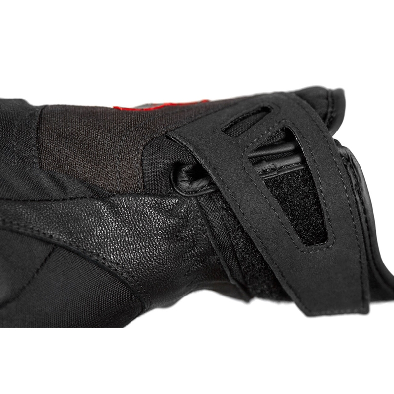 Seventy Degrees SD-T55 Atak manusi moto negru-rosu