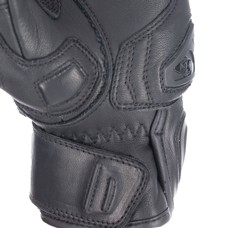 Mănuși scurte pentru motocicletă Oxford Cypher 1.0 negre