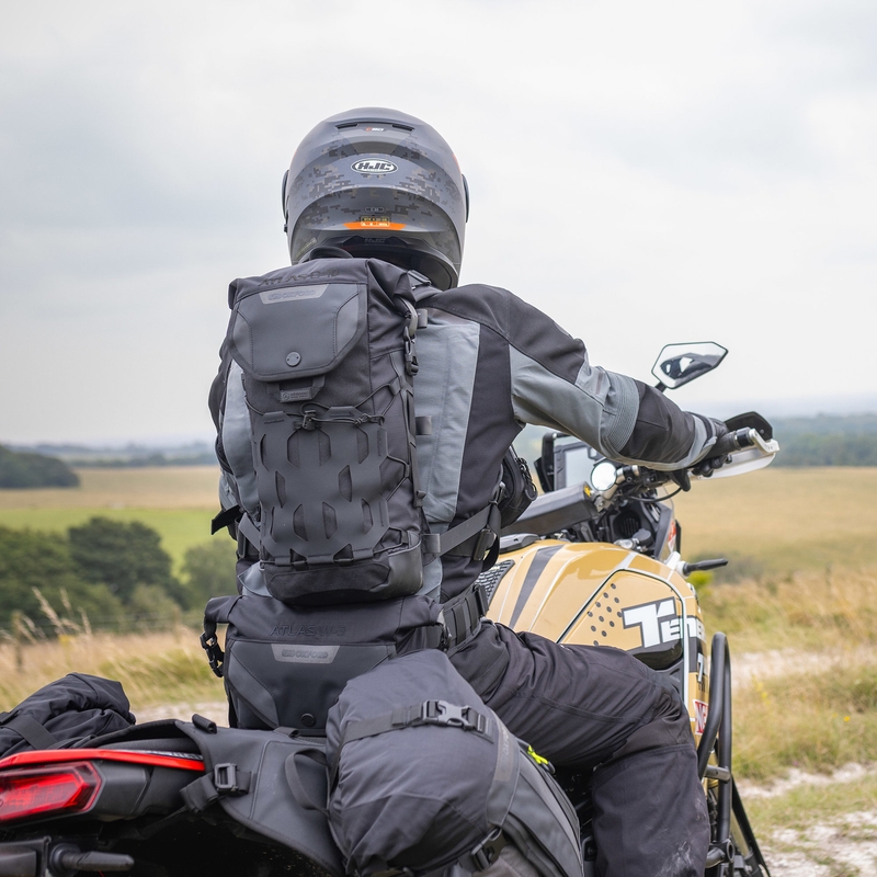 Rucsac motocicletă Oxford Atlas B-10 negru 10 l