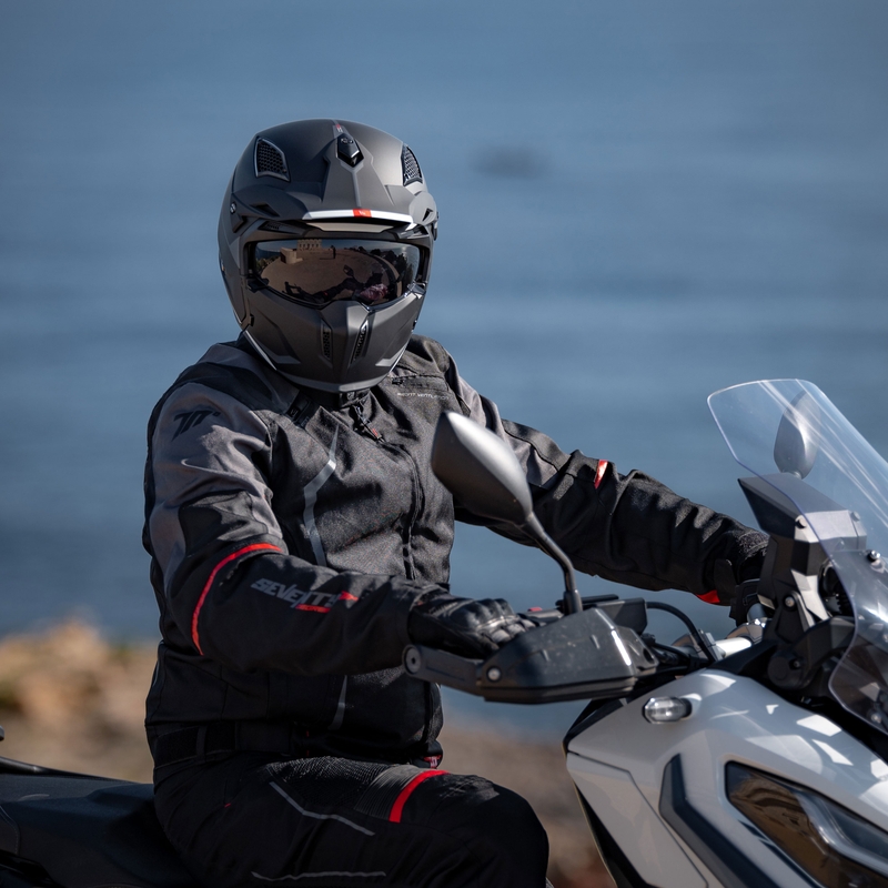 Cască deschisă cu mască MT Streetfighter SV S Solid A1 negru mat