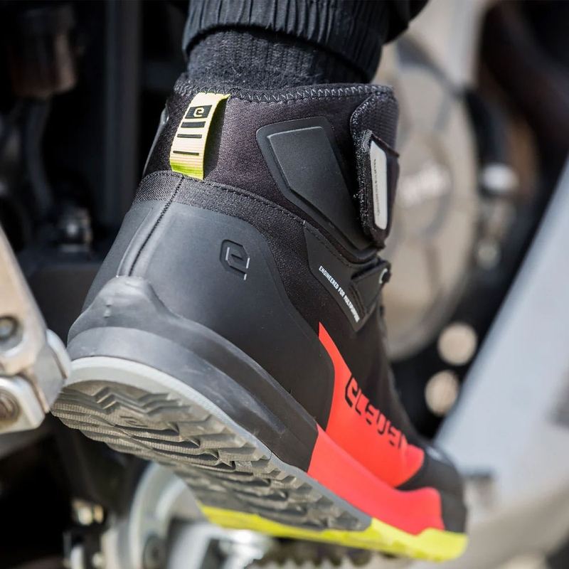 Ghete moto Eleveit STRATOS E-Dry negru-roșu