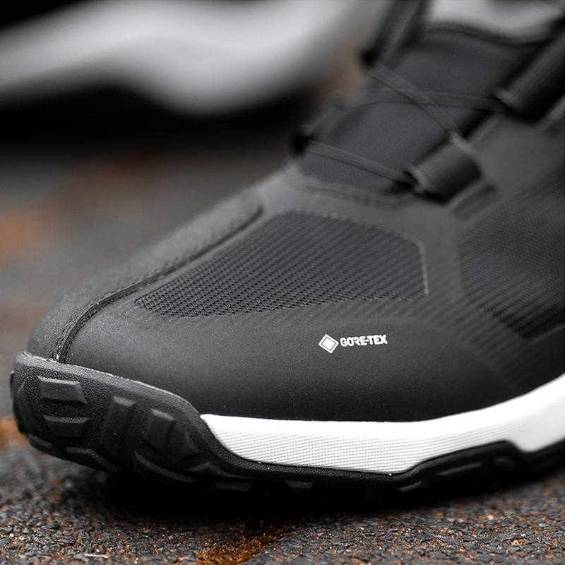 Ghete moto Revit Breccia GTX negre | Motozem.ro