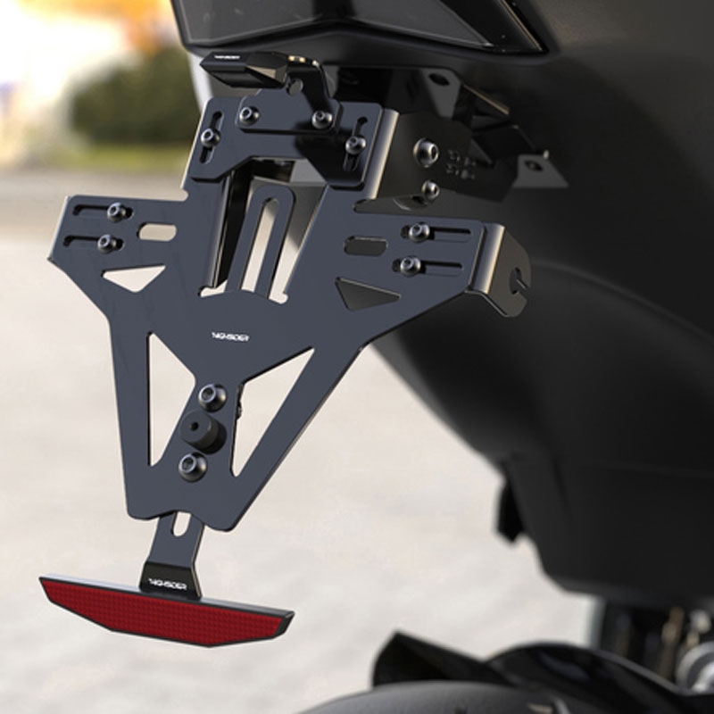 Suport pentru plăcuța de înmatriculare cu iluminare Highsider Akron RS PRO Triumph SPEED TRIPLE 1050 negru