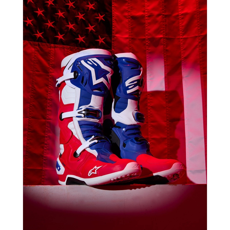 Ghete Motociclete Alpinestars Tech 10 Ediție Limitată FORTITUDE Alb-Albastru-Roșu
