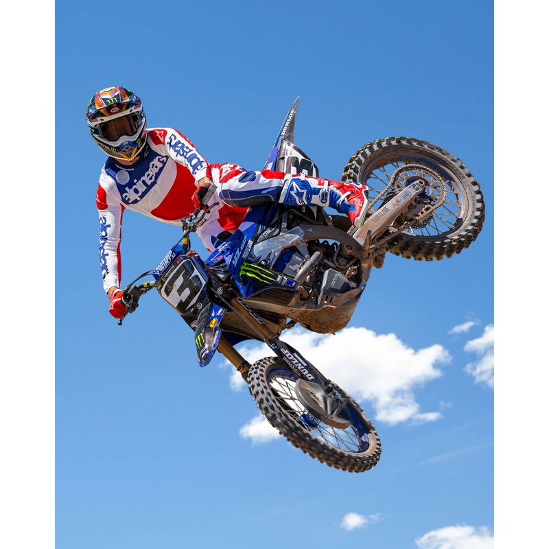 Ghete Motociclete Alpinestars Tech 10 Ediție Limitată FORTITUDE Alb-Albastru-Roșu