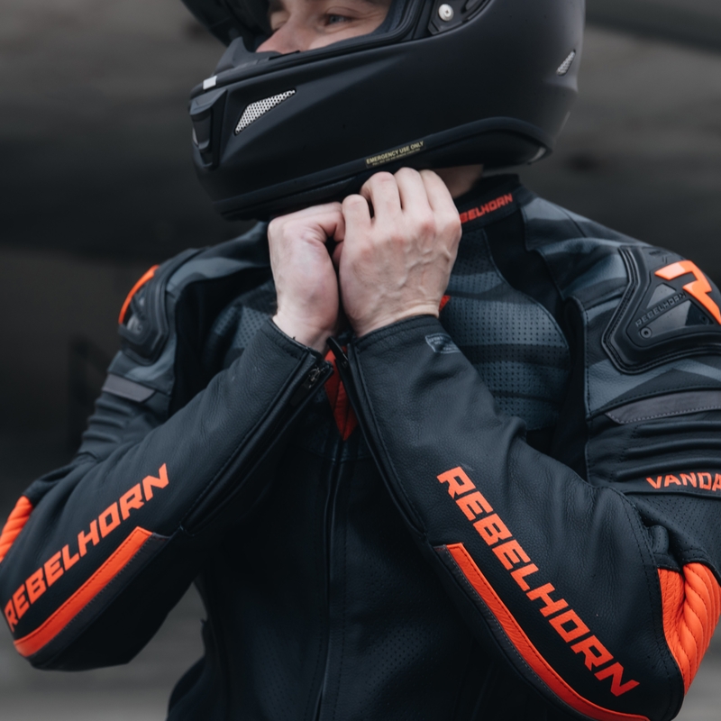 Geacă de motocicletă din piele Rebelhorn Vandal negru-roșu