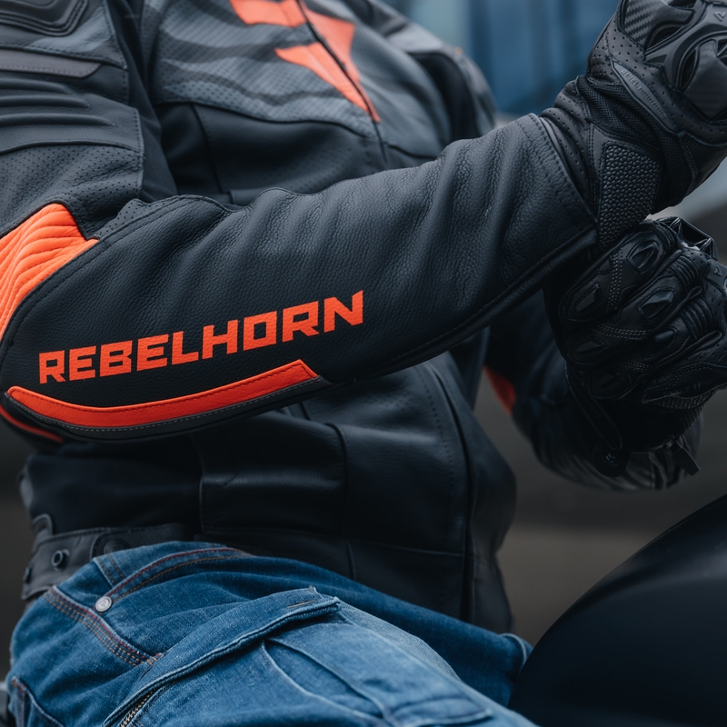 Geacă de motocicletă din piele Rebelhorn Vandal negru-roșu
