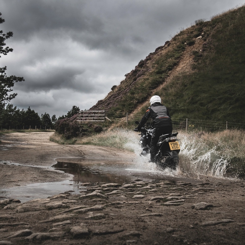 Jachetă motociclistă Oxford Montreal 4.0 Dry2Dry™ Negru-Gri-Roșu