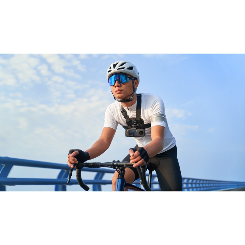 Pachet cameră de acțiune pentru motocicletă Insta360 X4, negru