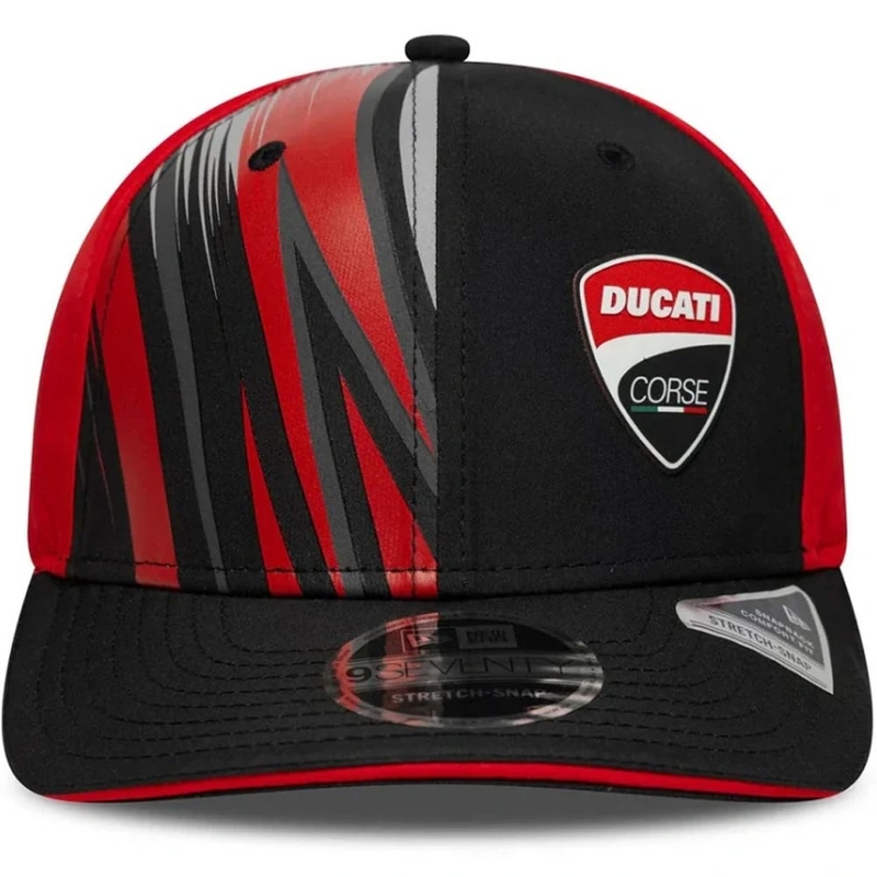 Șapcă Ducati Corse 9SEVENTY cu logo roșu-negru
