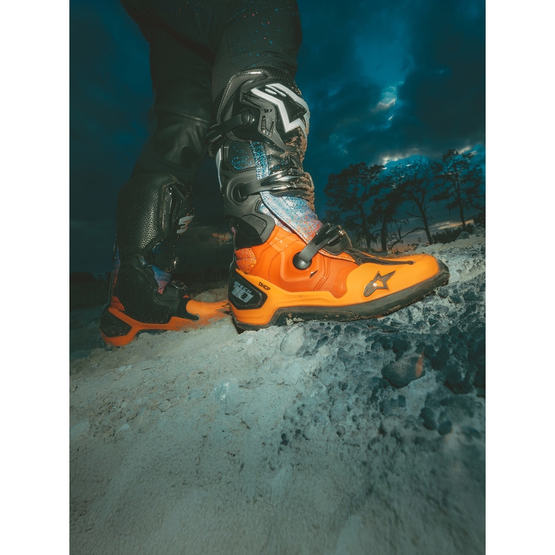 Ghete moto Alpinestars Tech 10 Ediție Limitată Black Hole, culoare neagră
