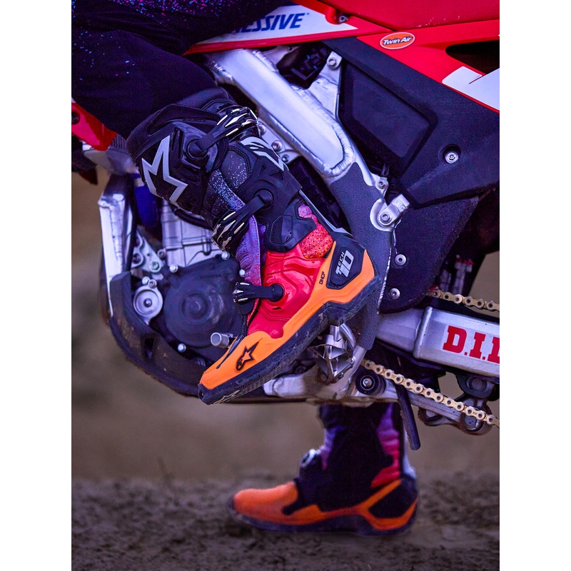 Ghete moto Alpinestars Tech 10 Ediție Limitată Black Hole, culoare neagră