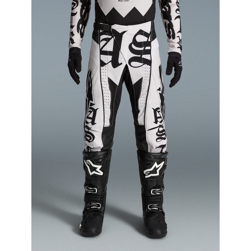Pantaloni motocross Alpinestars Techstar ediție limitată Wolf Dust, culoare nisip-negru