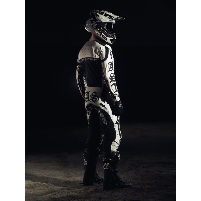 Cască motocross Alpinestars Supertech S-M7 ediție limitată Wolf Dust nisip-negru