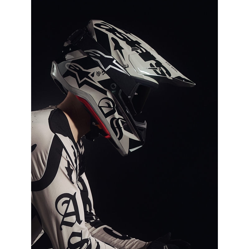 Cască motocross Alpinestars Supertech S-M7 ediție limitată Wolf Dust nisip-negru