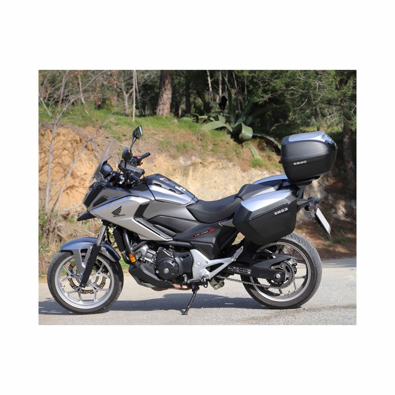 Cutii laterale SHAD SH23 aluminium look