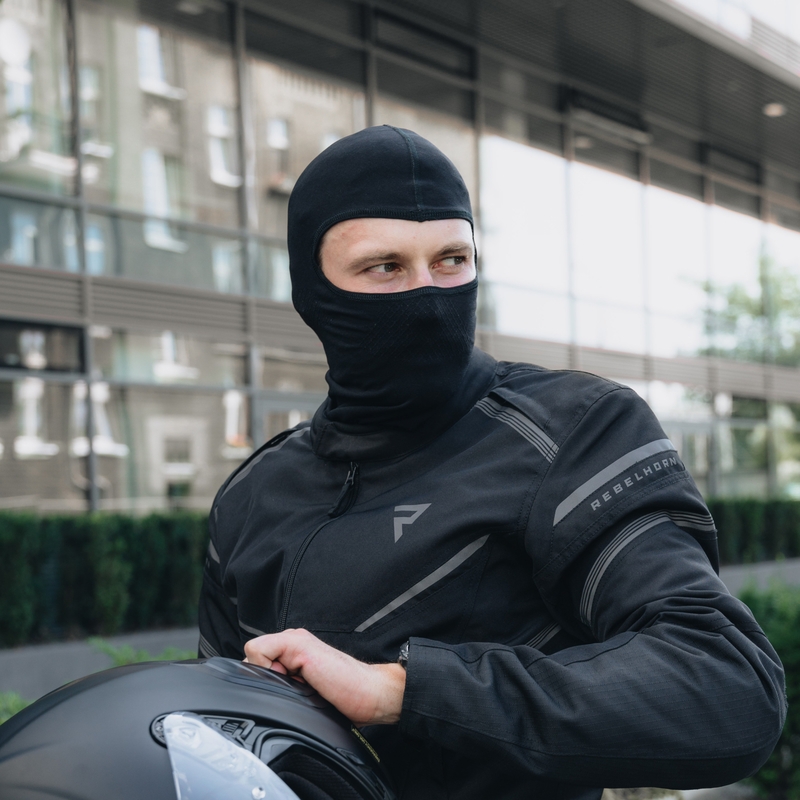 Glugă pentru cască Rebelhorn Freeze II neagră